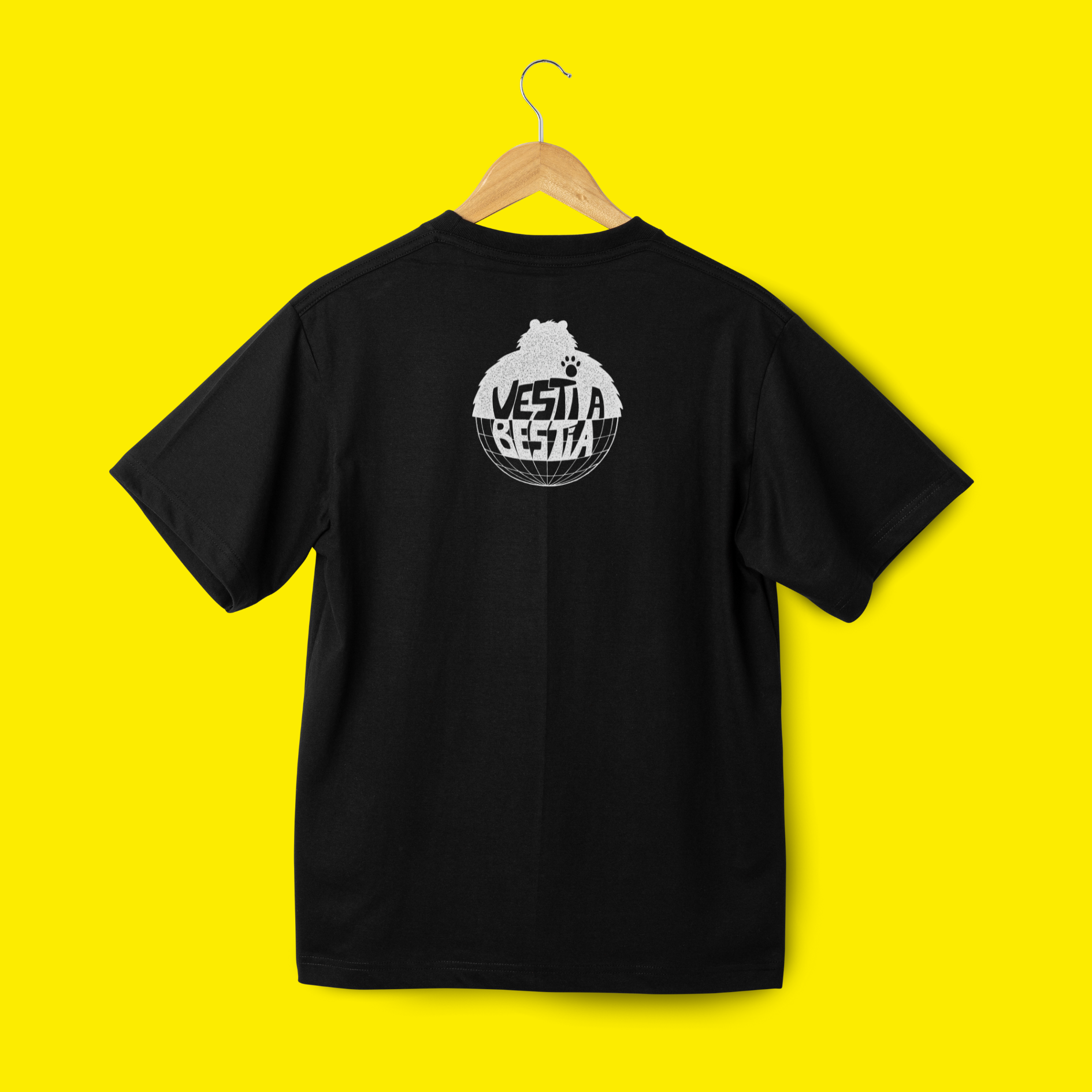 T-shirt “Pecorina” – Eleganza ubriaca e malizia fermentata